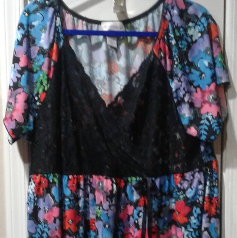 Black lace & floral  baby doll nightgown sz 3x